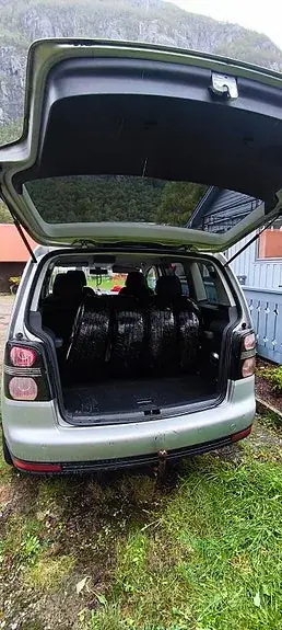 Volkswagen Touran 2009 photo 3