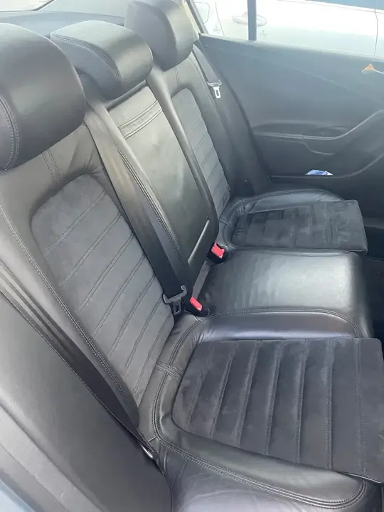Volkswagen Passat 2009 photo 3
