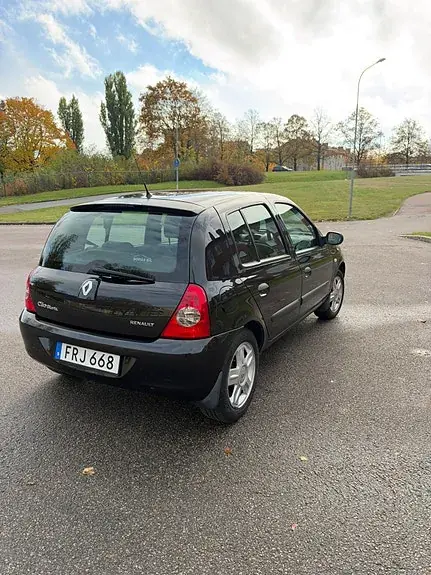 Renault Clio 2007 photo 3
