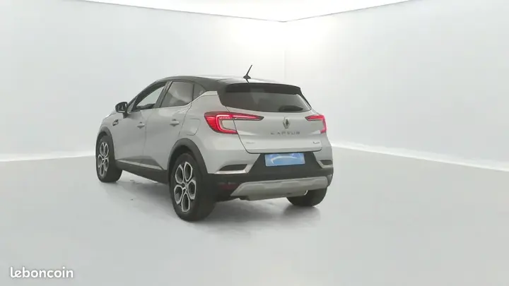 Renault Captur 2022 photo 3