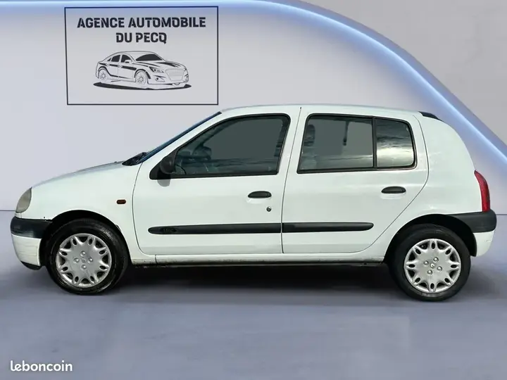 Renault Clio 2001 photo 3