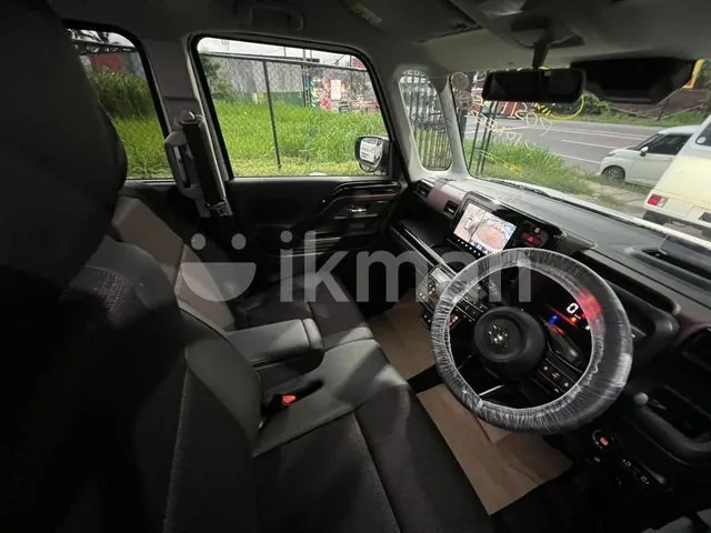 Toyota Roomy 2024 photo 3
