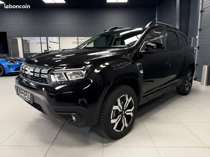 Dacia Duster 2023 photo 2