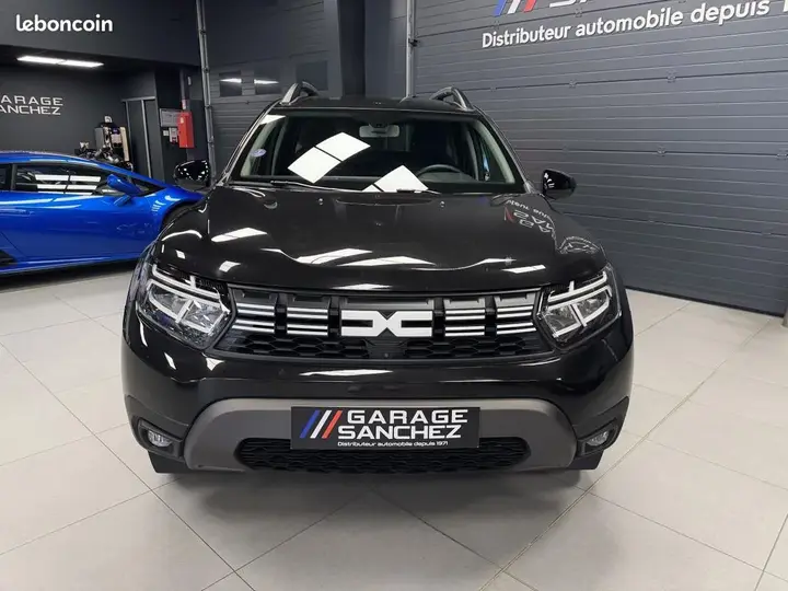 Dacia Duster 2023 photo 4