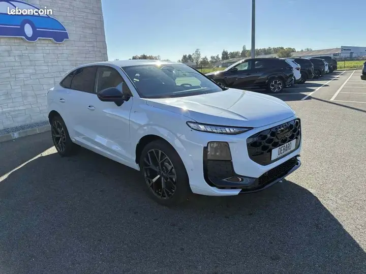 Audi Q3 2026 photo 3