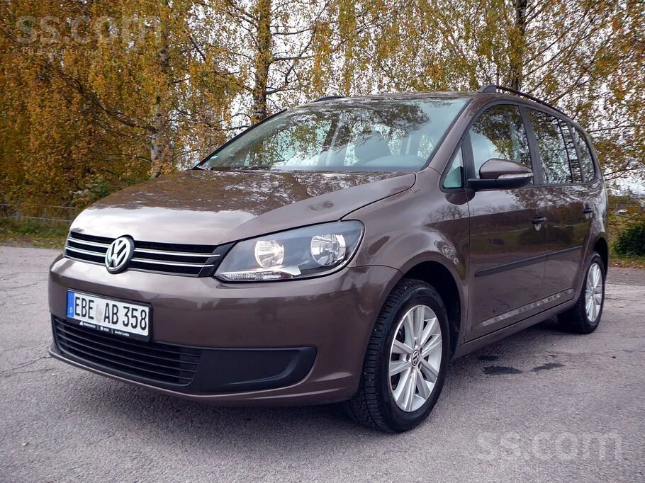 Volkswagen Touran 2012 photo 3