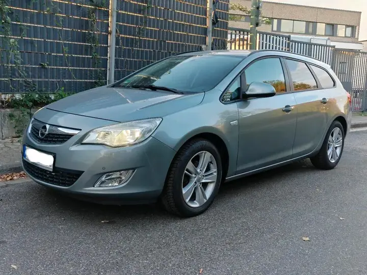 Opel Astra Sports Tourer