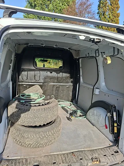 Renault Kangoo Z.E 2013 photo 4