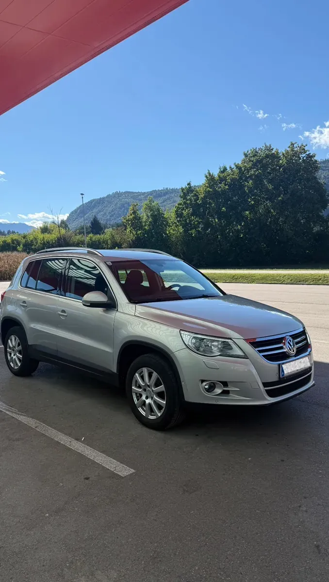 Volkswagen Tiguan 2009 photo 3