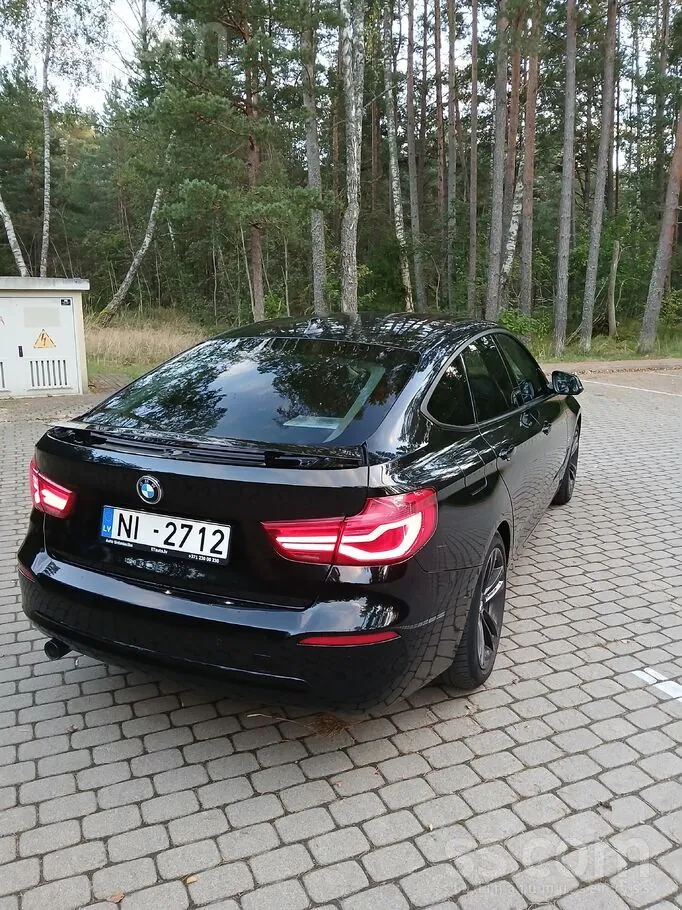 BMW 318 2016 photo 4