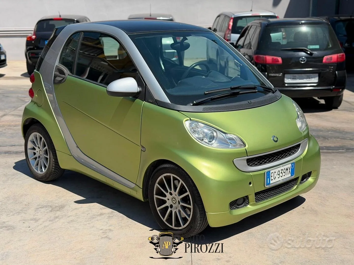 Smart Fortwo 2012 photo 2