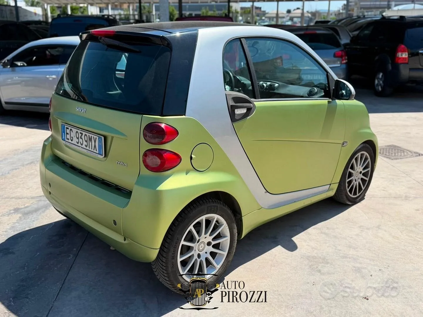 Smart Fortwo 2012 photo 4