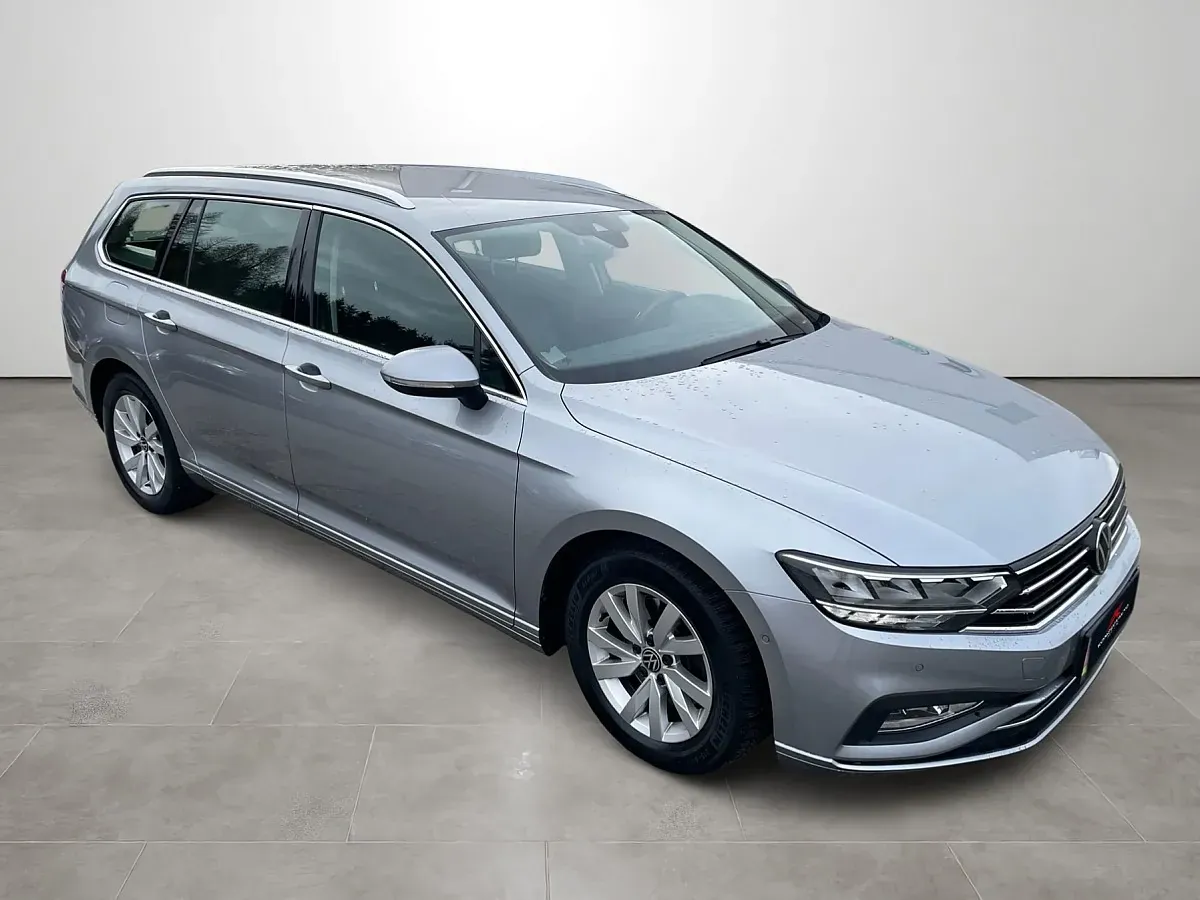 Volkswagen Passat 2021 photo 3