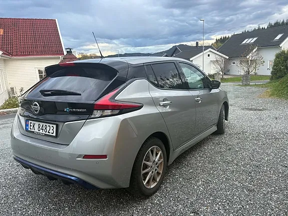 Nissan Leaf 2018 photo 3