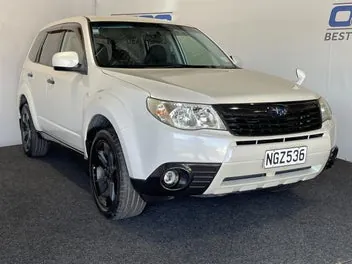 Subaru Forester 2010 photo 2