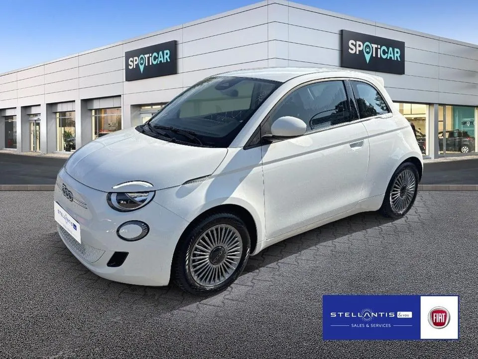 Fiat 500E