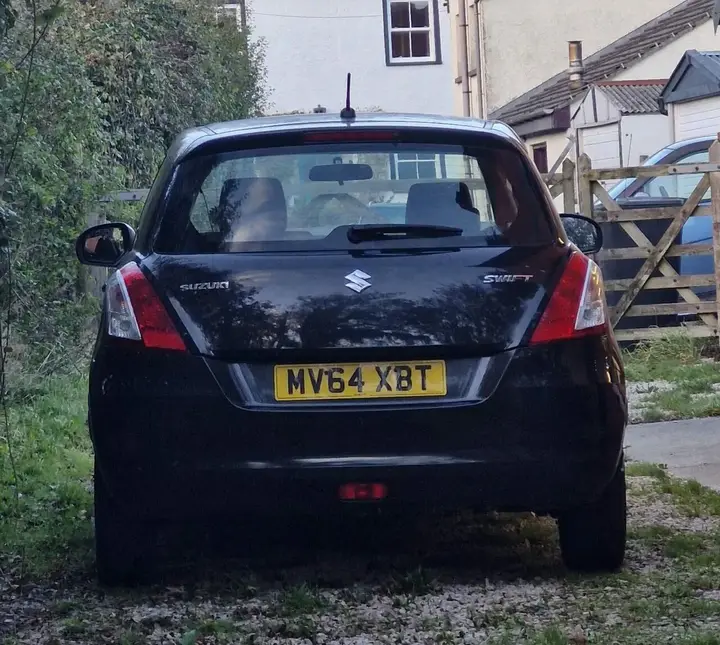 Suzuki Swift 2014 photo 3