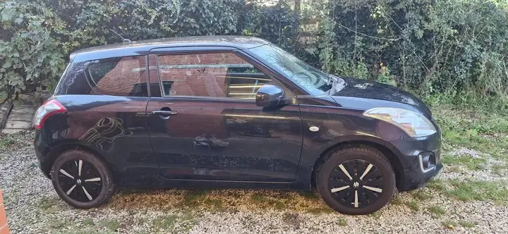 Suzuki Swift 2014 photo 4