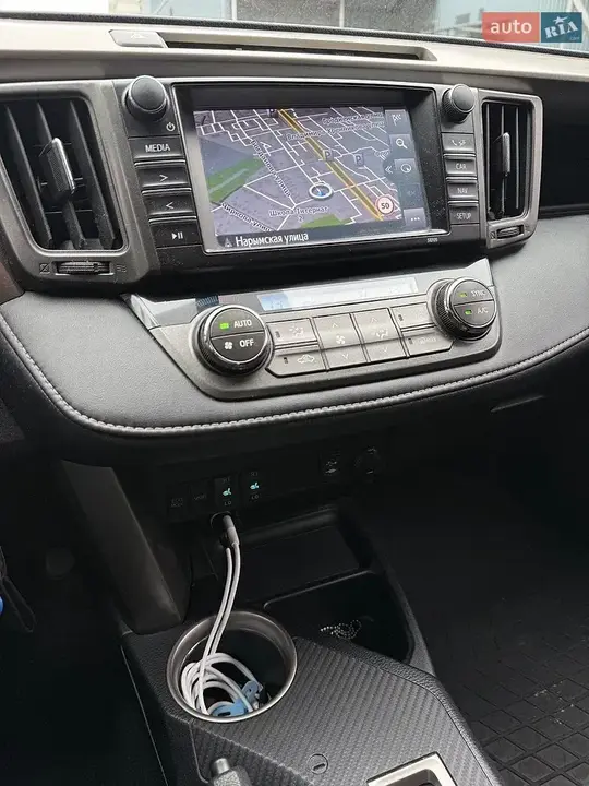 Toyota Rav4 2014 photo 2