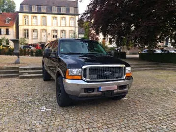 Ford Exursion