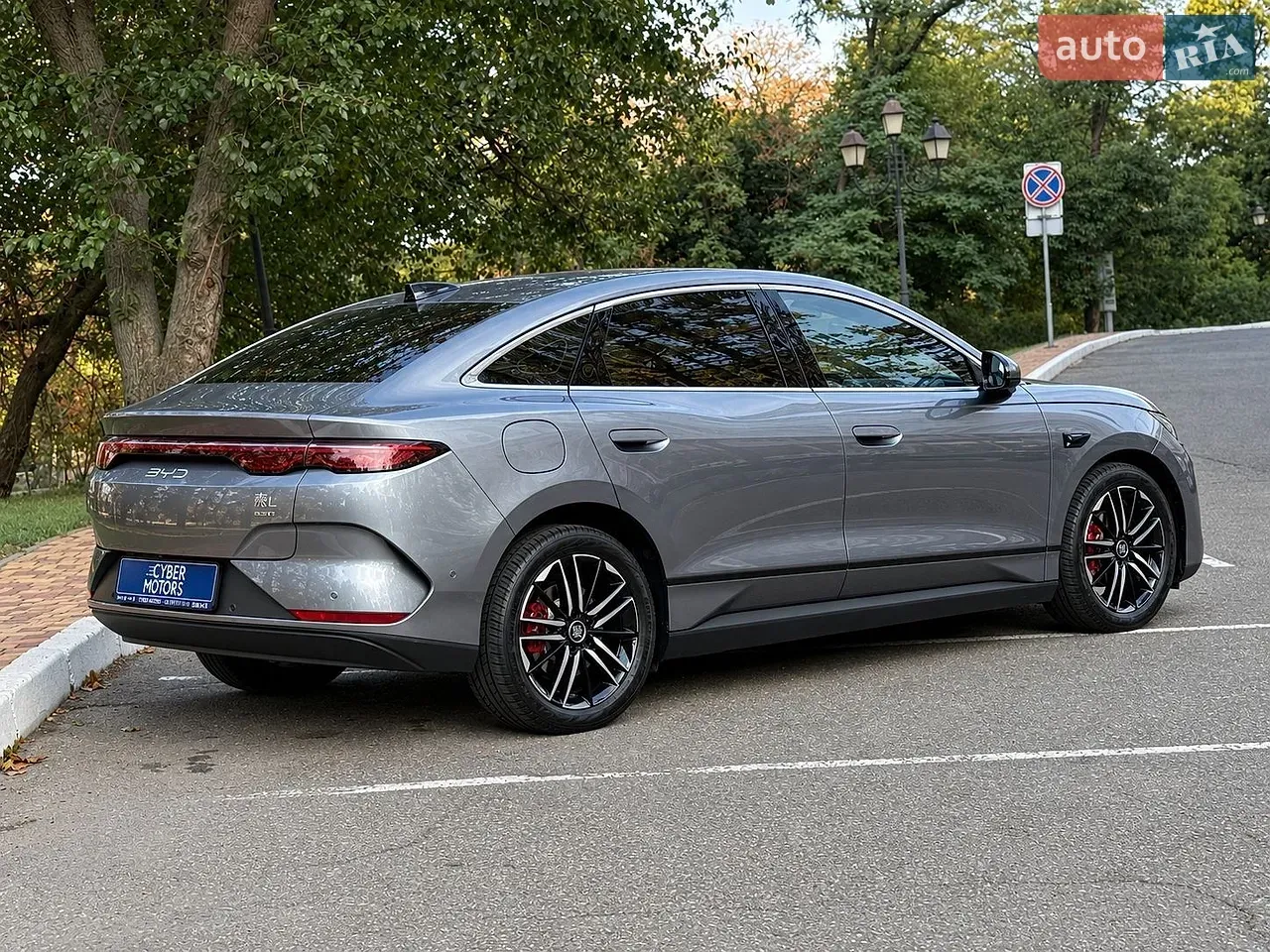 BYD Qin L 2025 photo 3