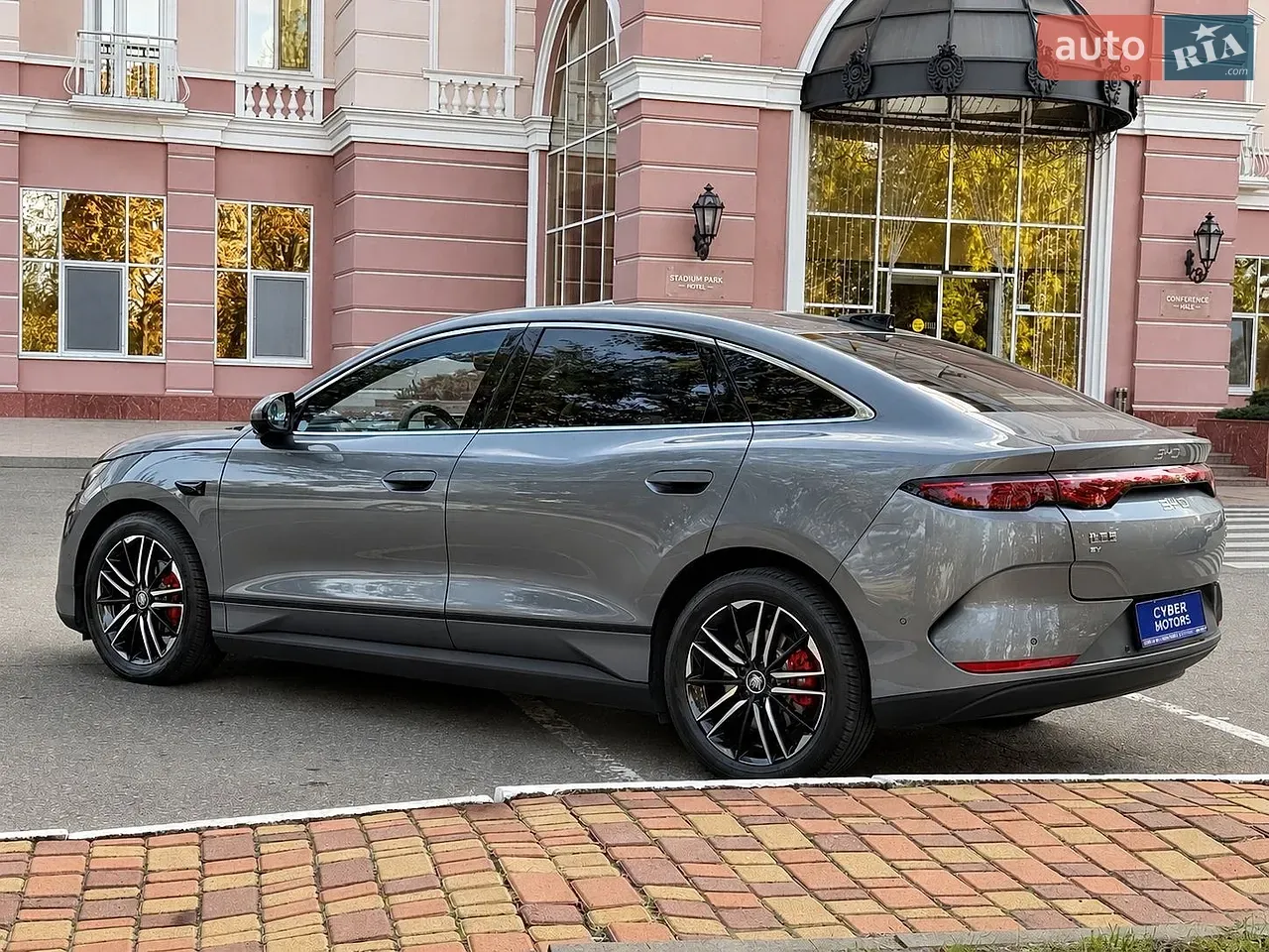 BYD Qin L 2025 photo 4