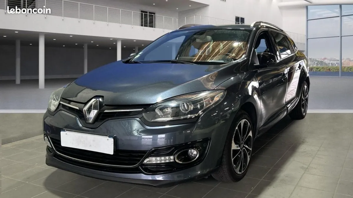 Renault Megane 2015 photo 2