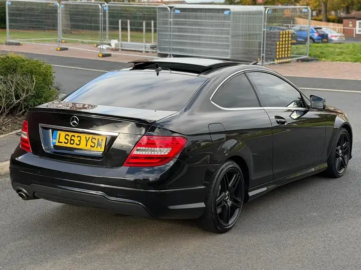 Mercedes-Benz C-Class 2013 photo 3