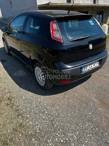 Fiat Punto 2010 photo 5