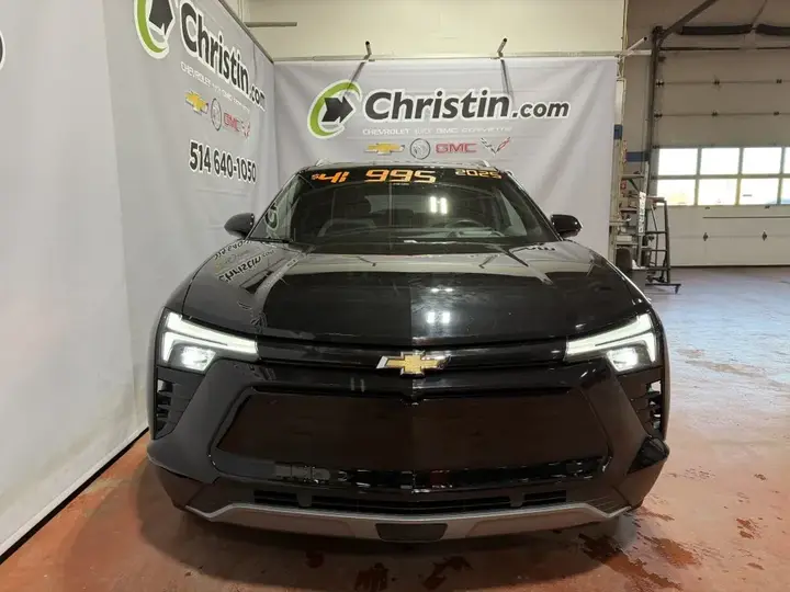 Chevrolet Blazer 2025 photo 2
