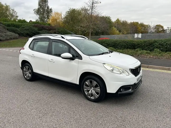 Peugeot 2008 2016 photo 3