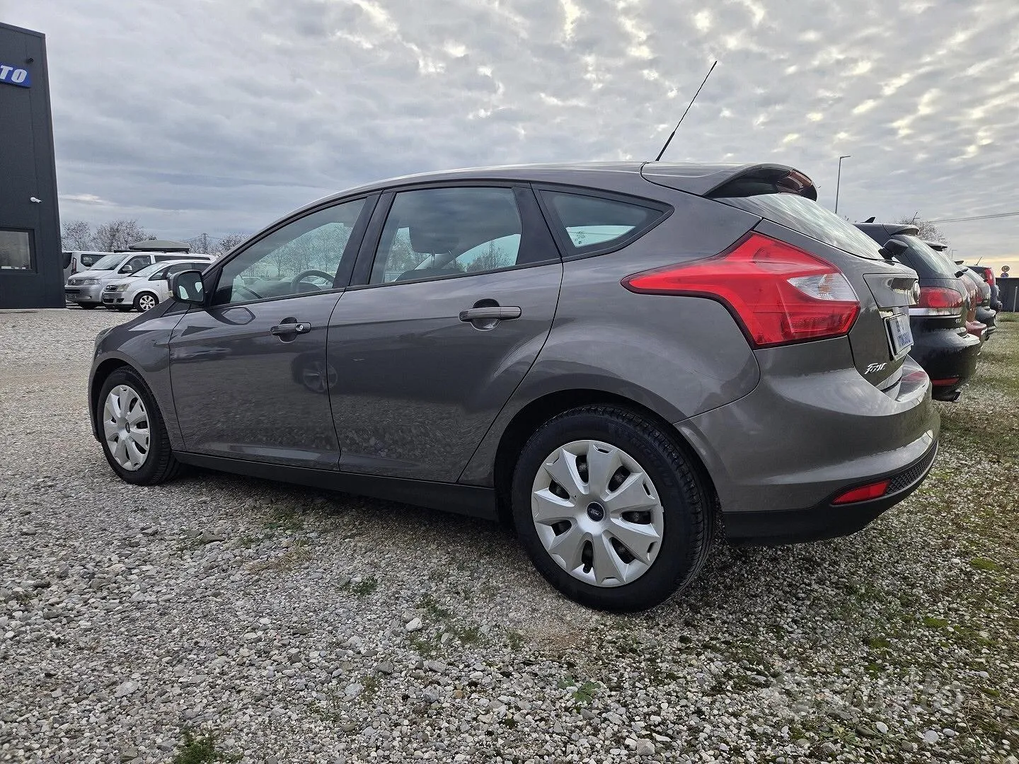 Ford Focus 2011 photo 5