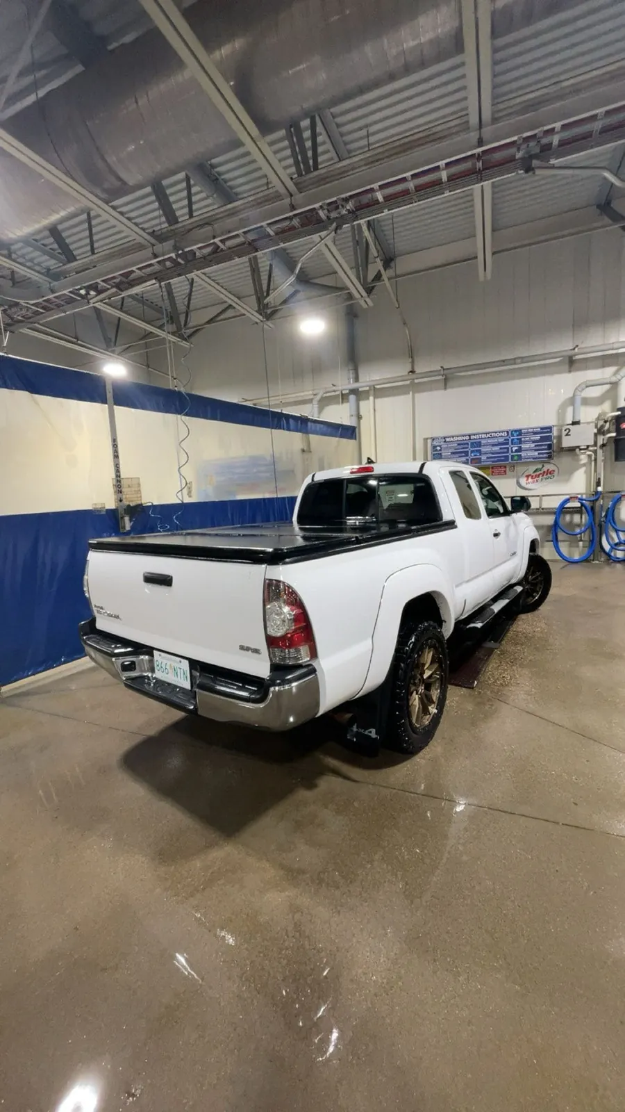 Toyota Tacoma 2012 photo 2