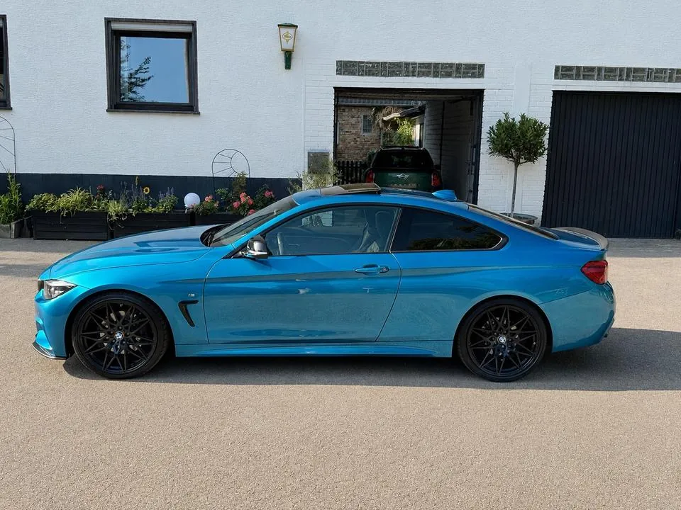 BMW 430I