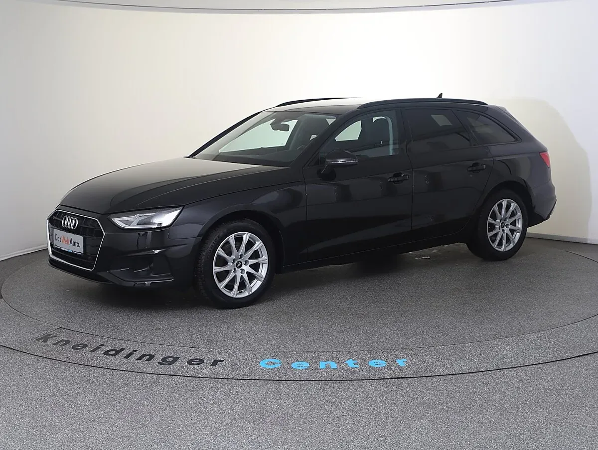 Audi A4 Avant 2022 photo 3