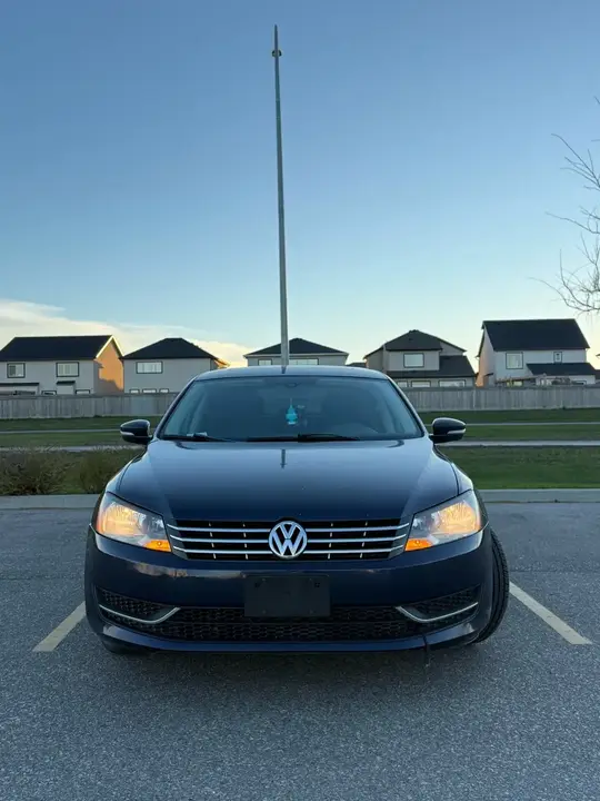Volkswagen Passat 2014 photo 2