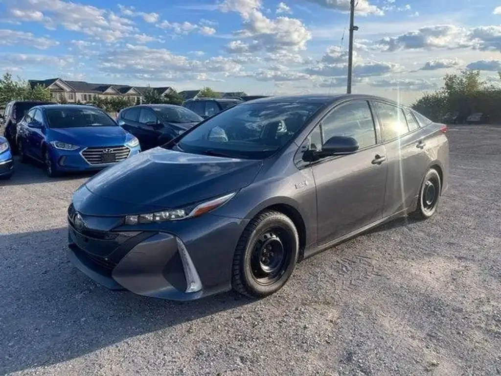 Toyota Prius Prime 2020 photo 3