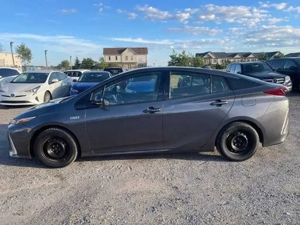 Toyota Prius Prime 2020 photo 5