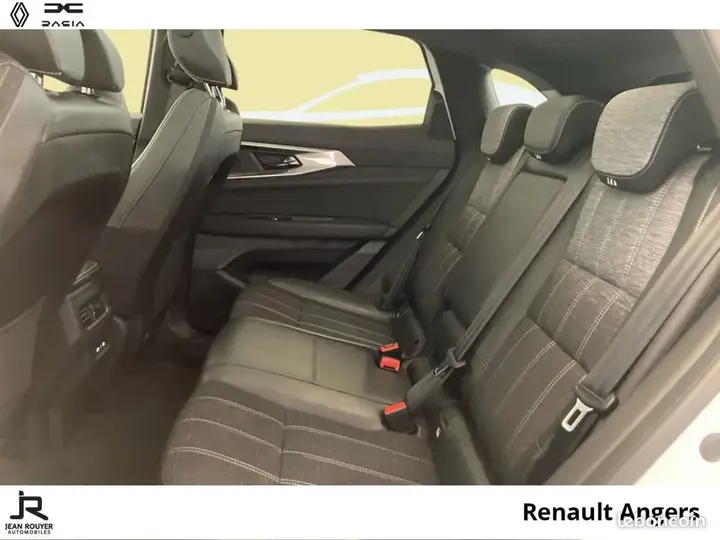 Renault Austral 2023 photo 4