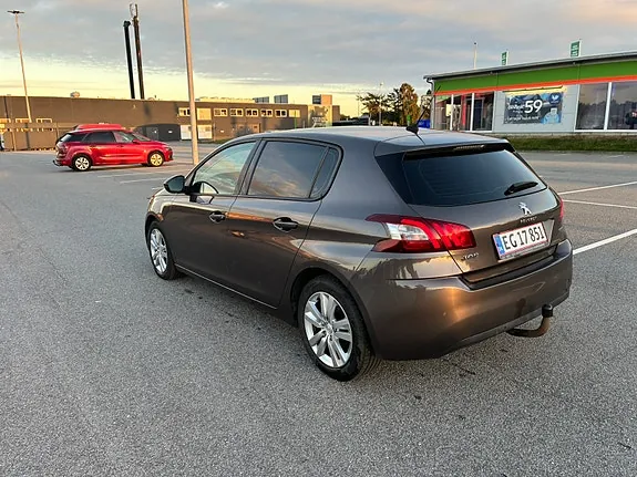 Peugeot 308 2016 photo 5