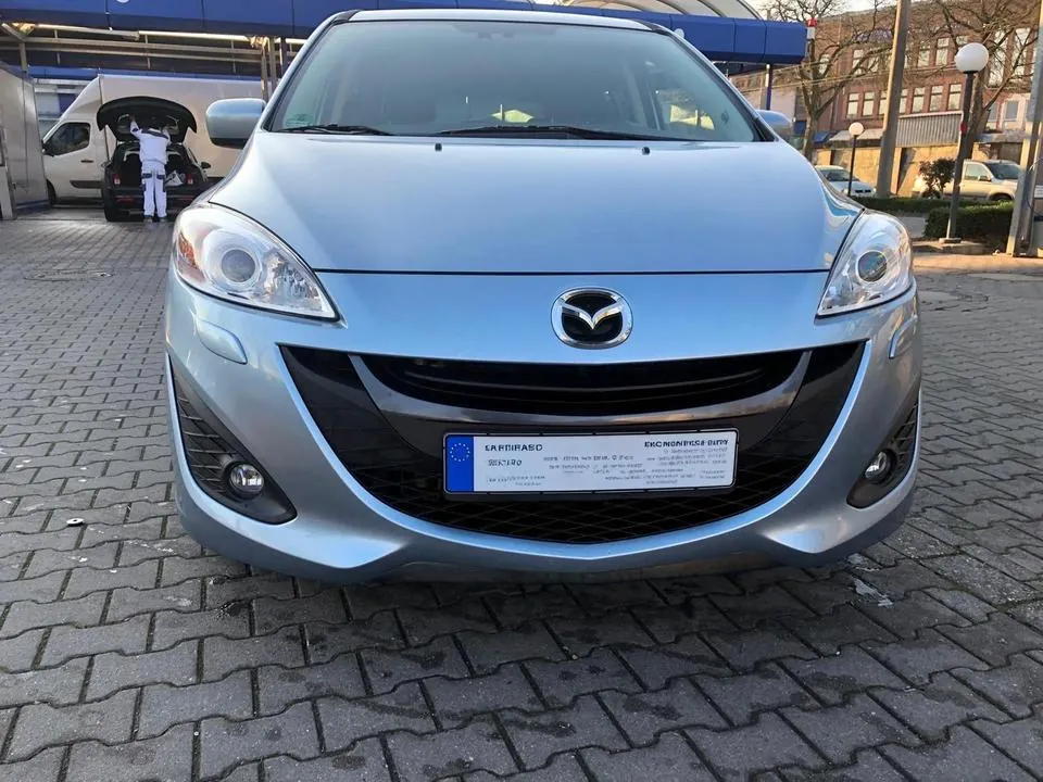 Mazda 5