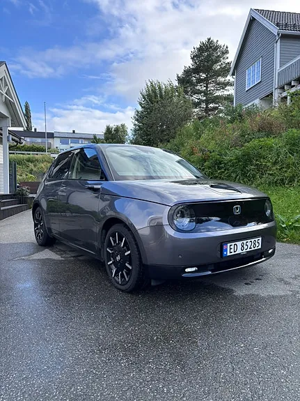 Honda E