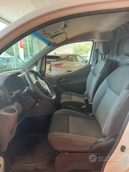 Nissan Nv200 2015 photo 2