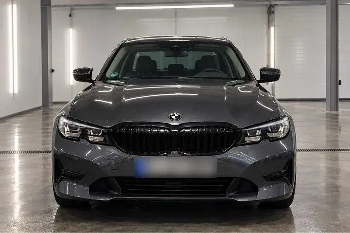 BMW 320I