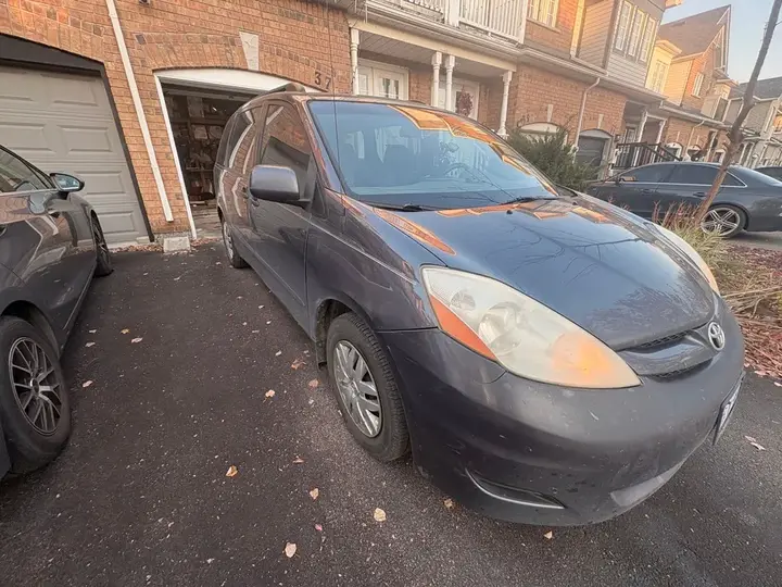 Toyota Sienna 2007 photo 3