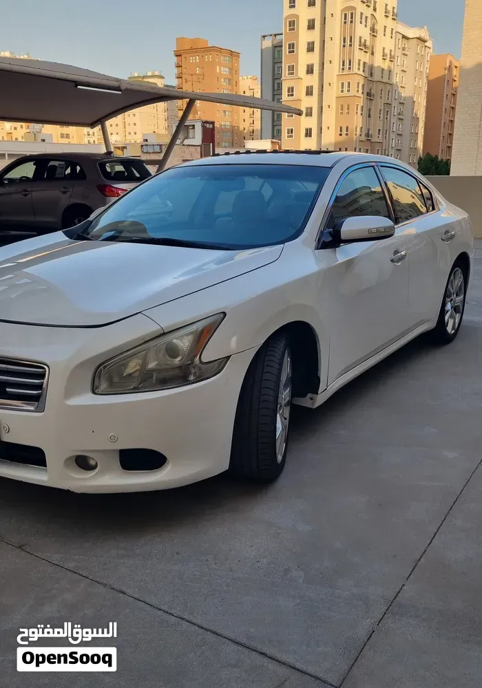 Nissan Maxima 2012 photo 2