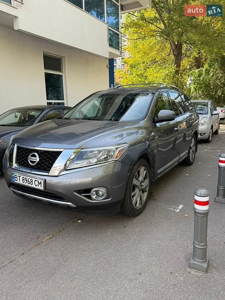 Nissan Pathfinder 2016 photo 2