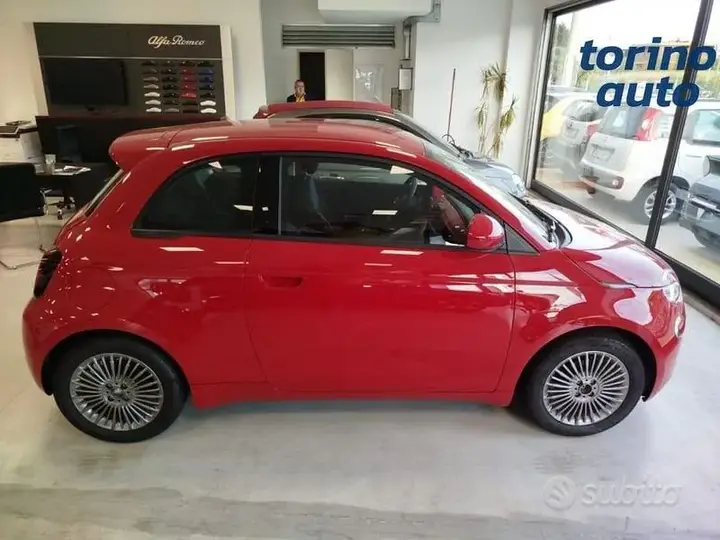 Fiat 500 2024 photo 2