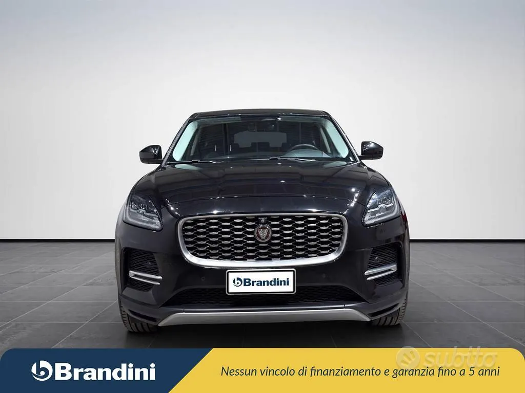 Jaguar E-Pace 2021 photo 3