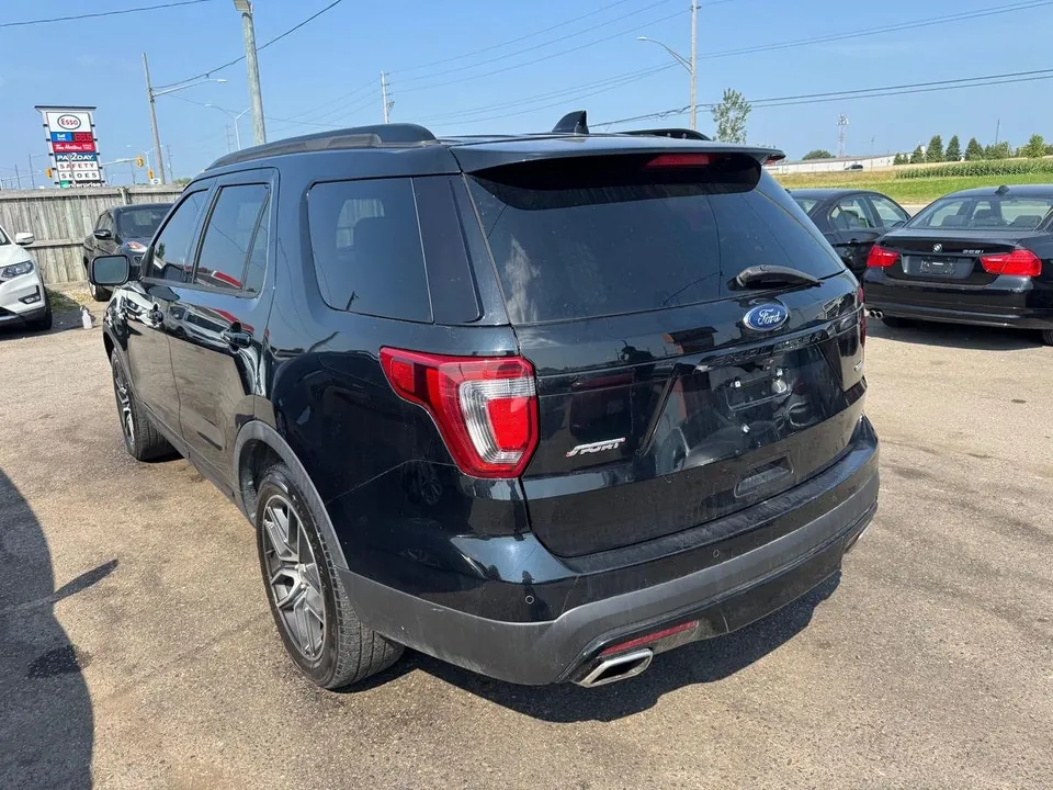Ford Explorer Sport 2016 photo 3